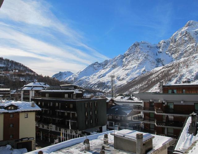 Cervinia Apartments 