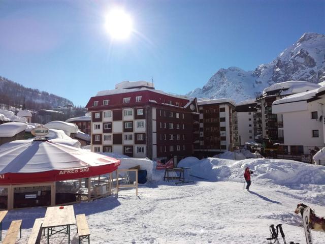 Cervinia Apartments 