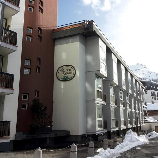 Cervinia Apartments 